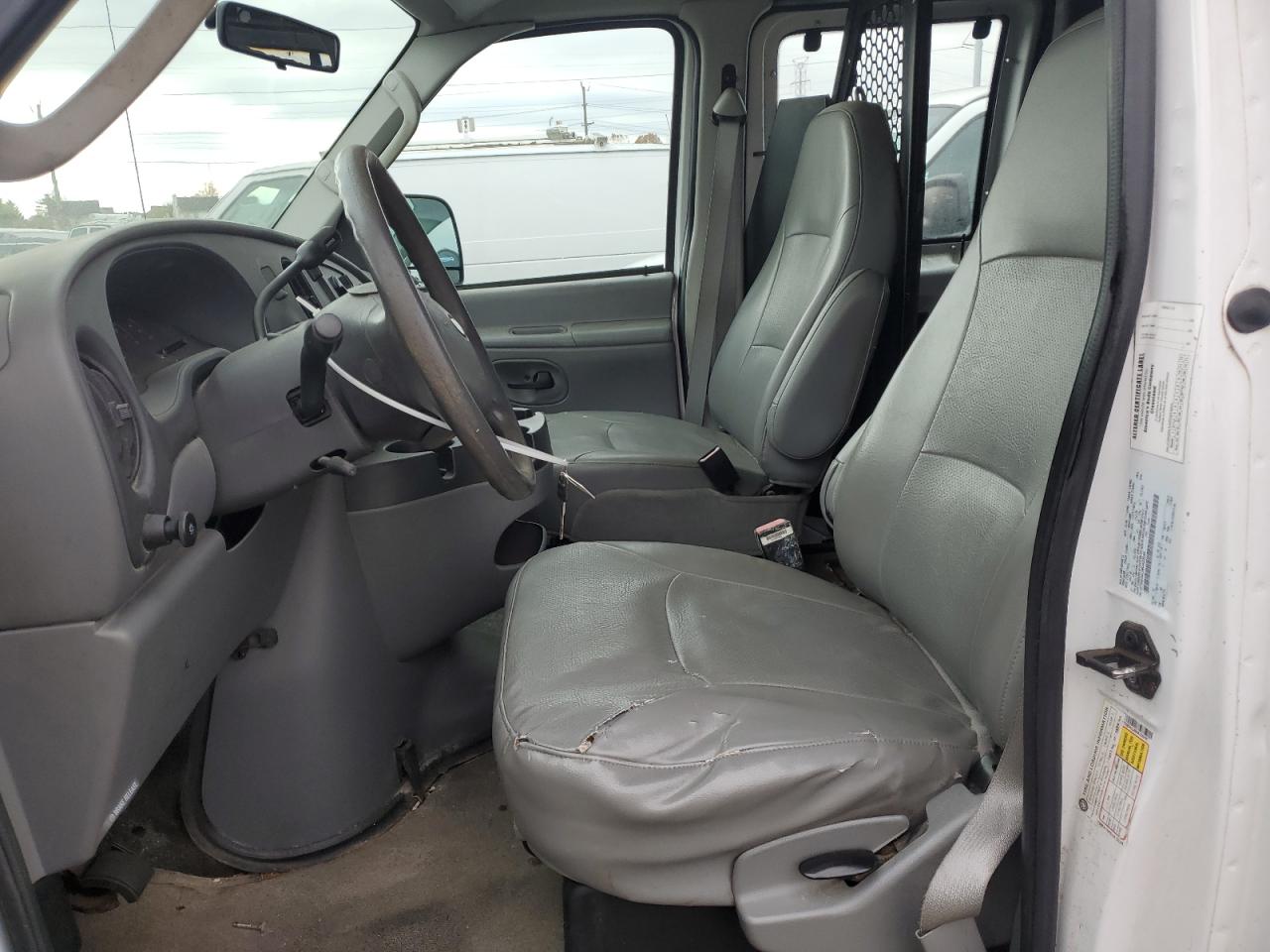 2006 Ford Econoline E350 Super Duty Van VIN: 1FTSE34L26DA33048 Lot: 90423095