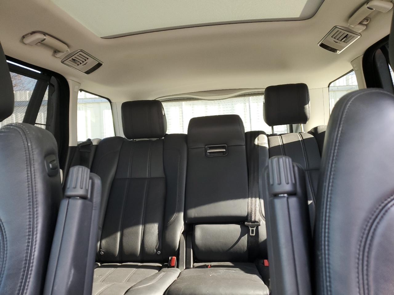 2017 Land Rover Range Rover Supercharged VIN: SALGS5FE1HA328552 Lot: 92041505