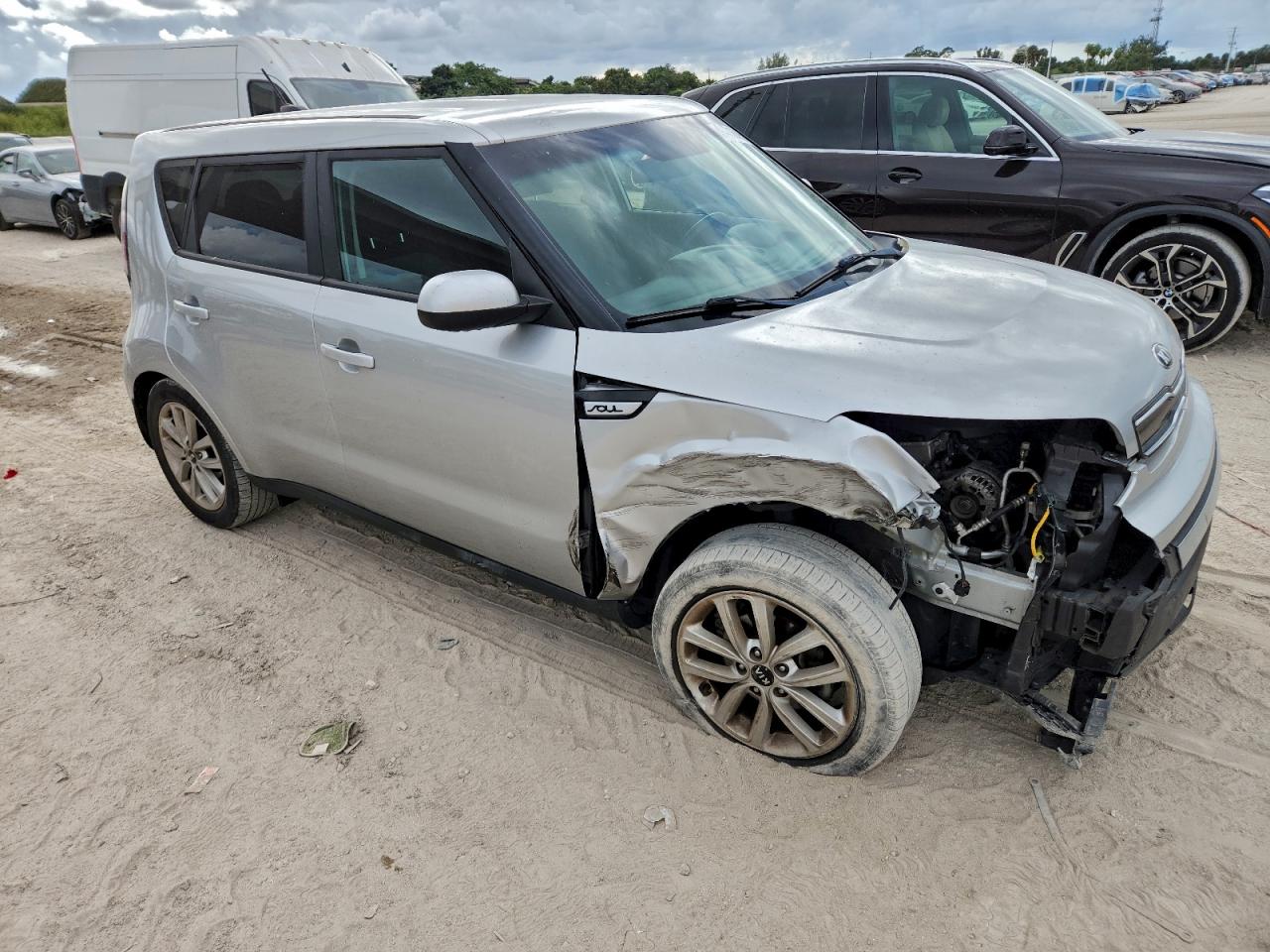 2019 Kia Soul + VIN: KNDJP3A5XK7676218 Lot: 94716895