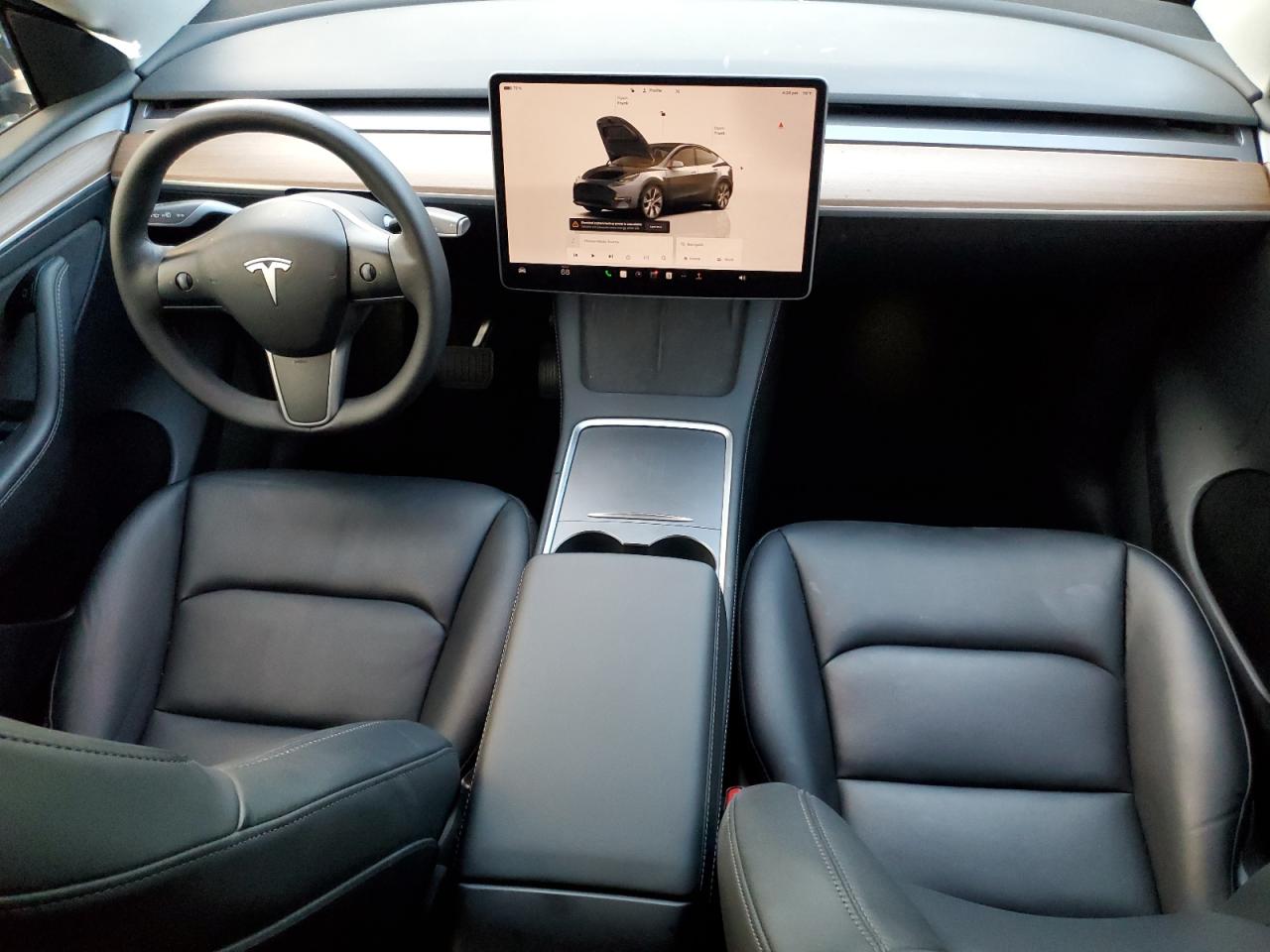 2022 Tesla Model Y VIN: 7SAYGDEE2NF555120 Lot: 92503575