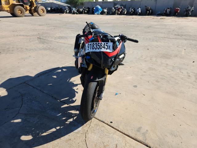 2017 APRILIA TUONO V4 1100 RR  