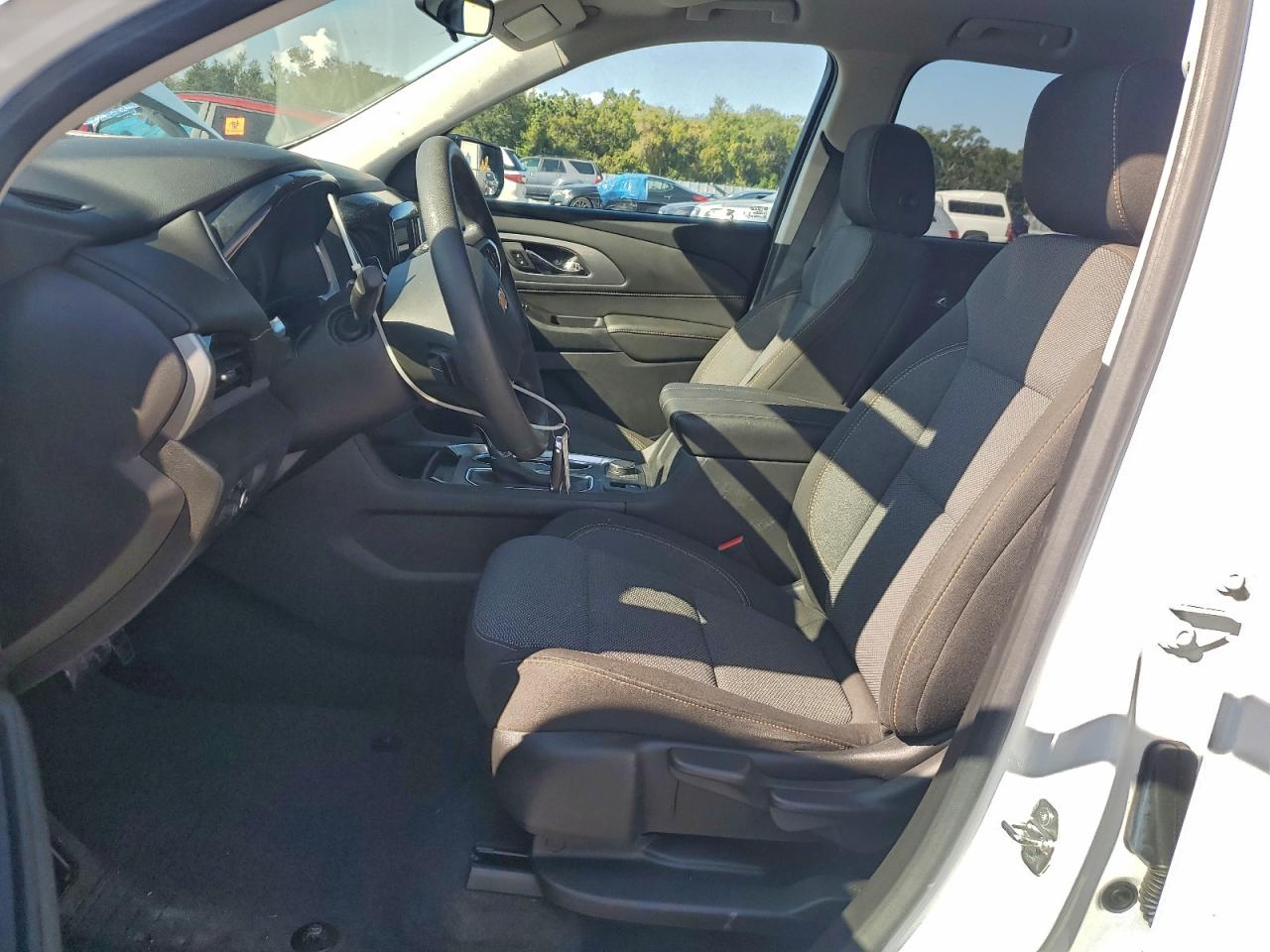 2020 Chevrolet Traverse Ls VIN: 1GNERFKW7LJ144442 Lot: 94597435