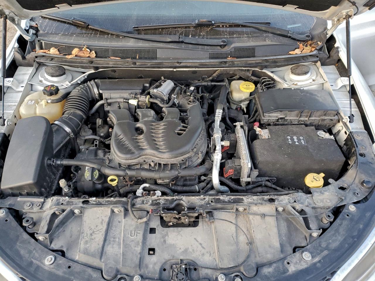 2016 Chrysler 200 C VIN: 1C3CCCCG2GN187208 Lot: 92811425