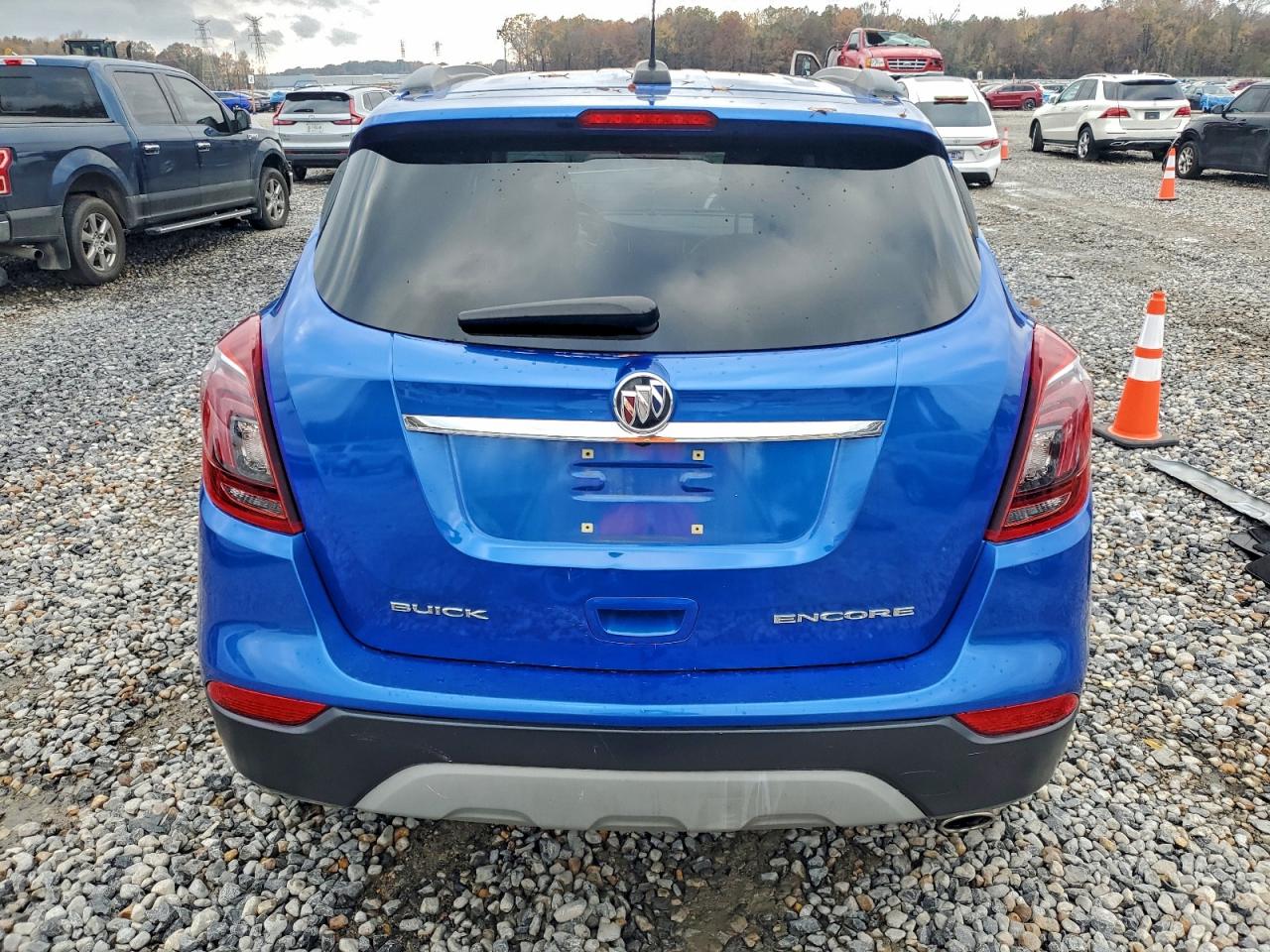 2018 Buick Encore Preferred VIN: KL4CJASB2JB581581 Lot: 94236895