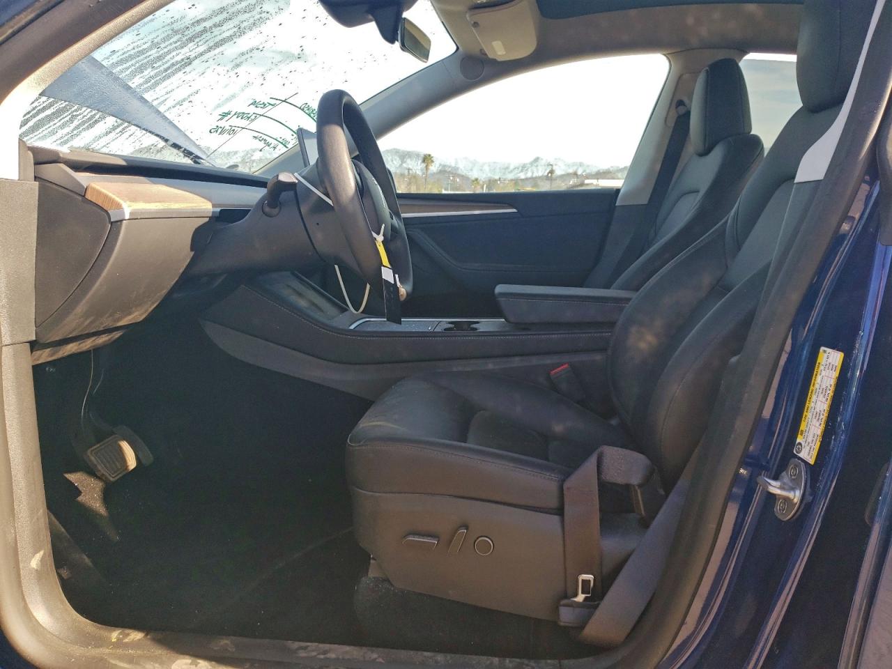 2023 Tesla Model Y VIN: 7SAYGDEE3PA170987 Lot: 93854085