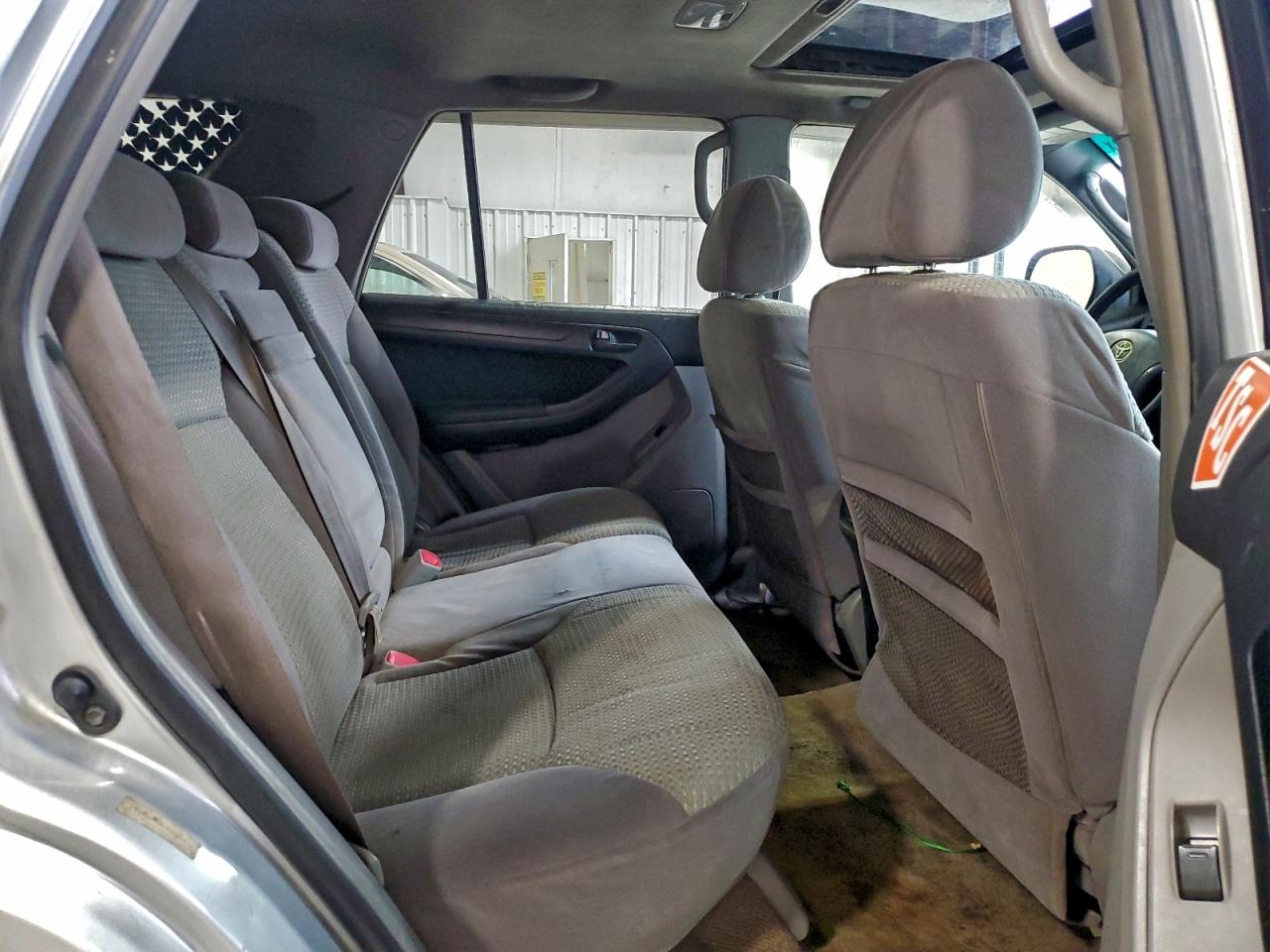 2005 Toyota 4Runner Sr5 VIN: JTEBU14R550073976 Lot: 94611655