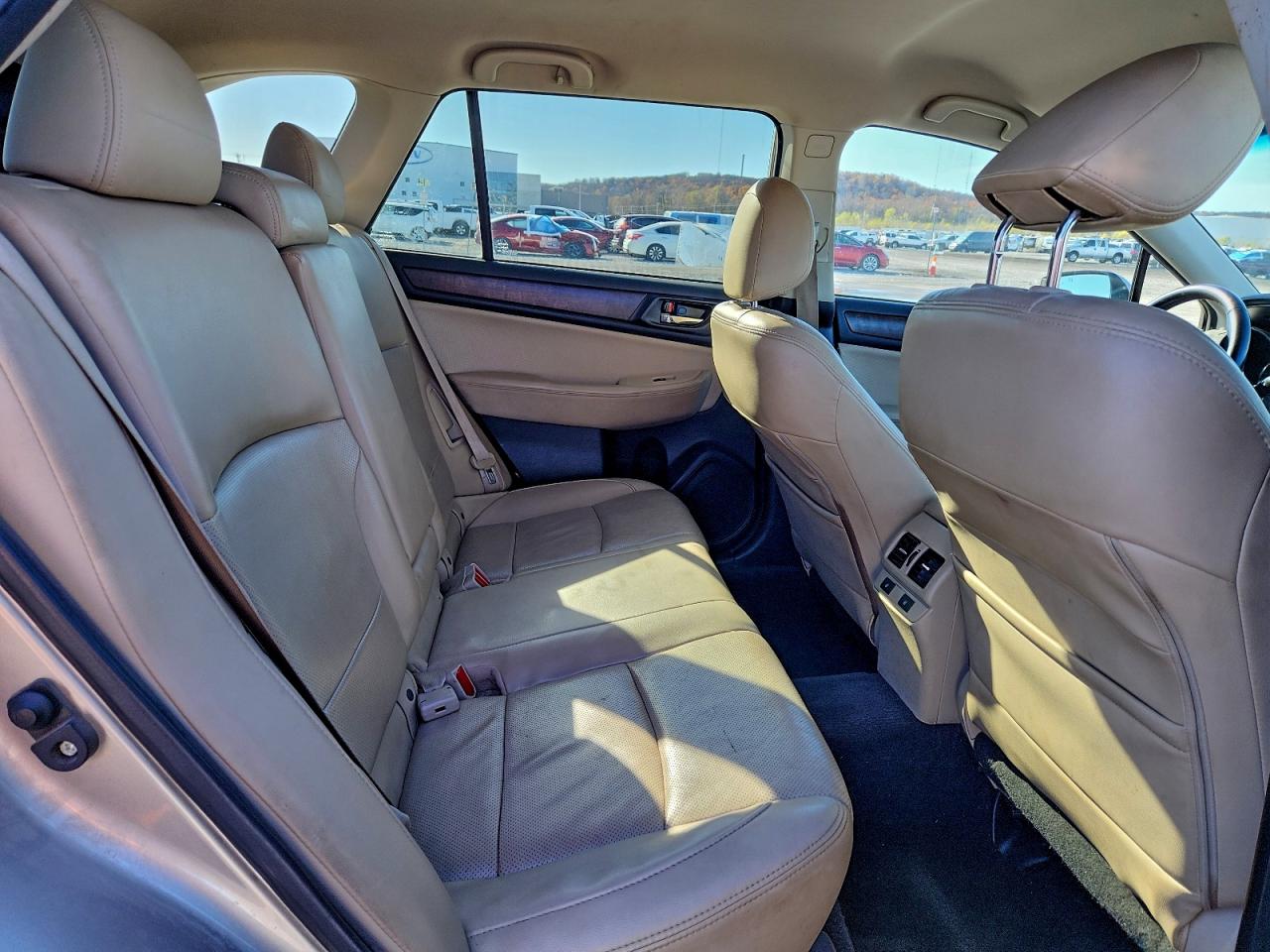 2015 Subaru Outback 2.5I Limited VIN: 4S4BSBJC1F3239423 Lot: 94713185