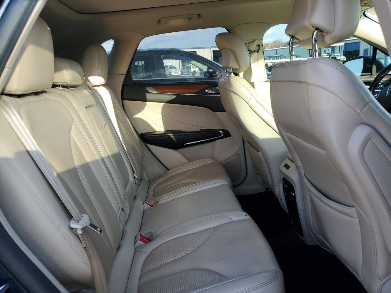 2019 Lincoln Mkc Select VIN: 5LMCJ2C98KUL21238 Lot: 92865255