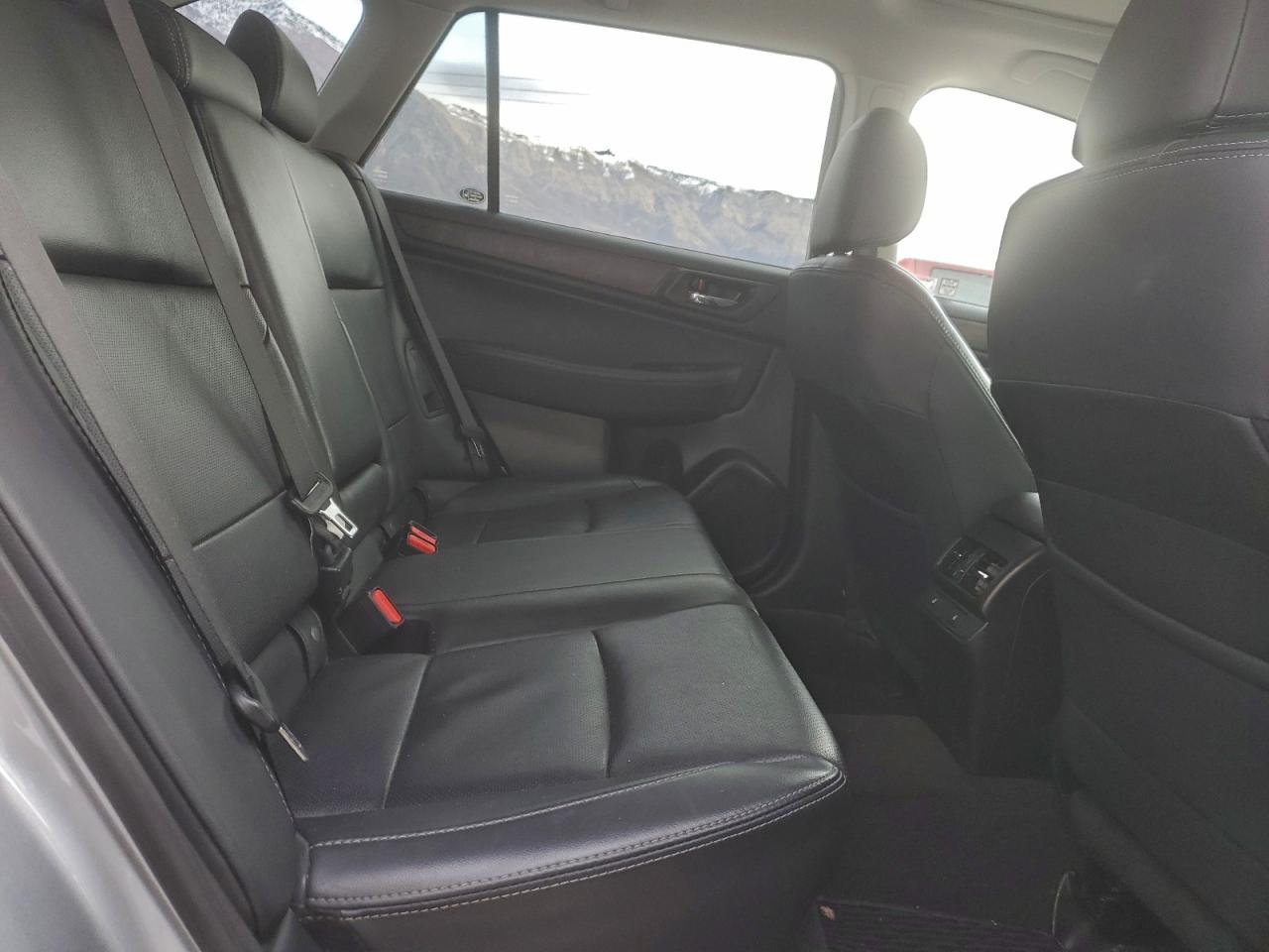 2017 Subaru Outback 3.6R Limited VIN: 4S4BSENC2H3202556 Lot: 94149995