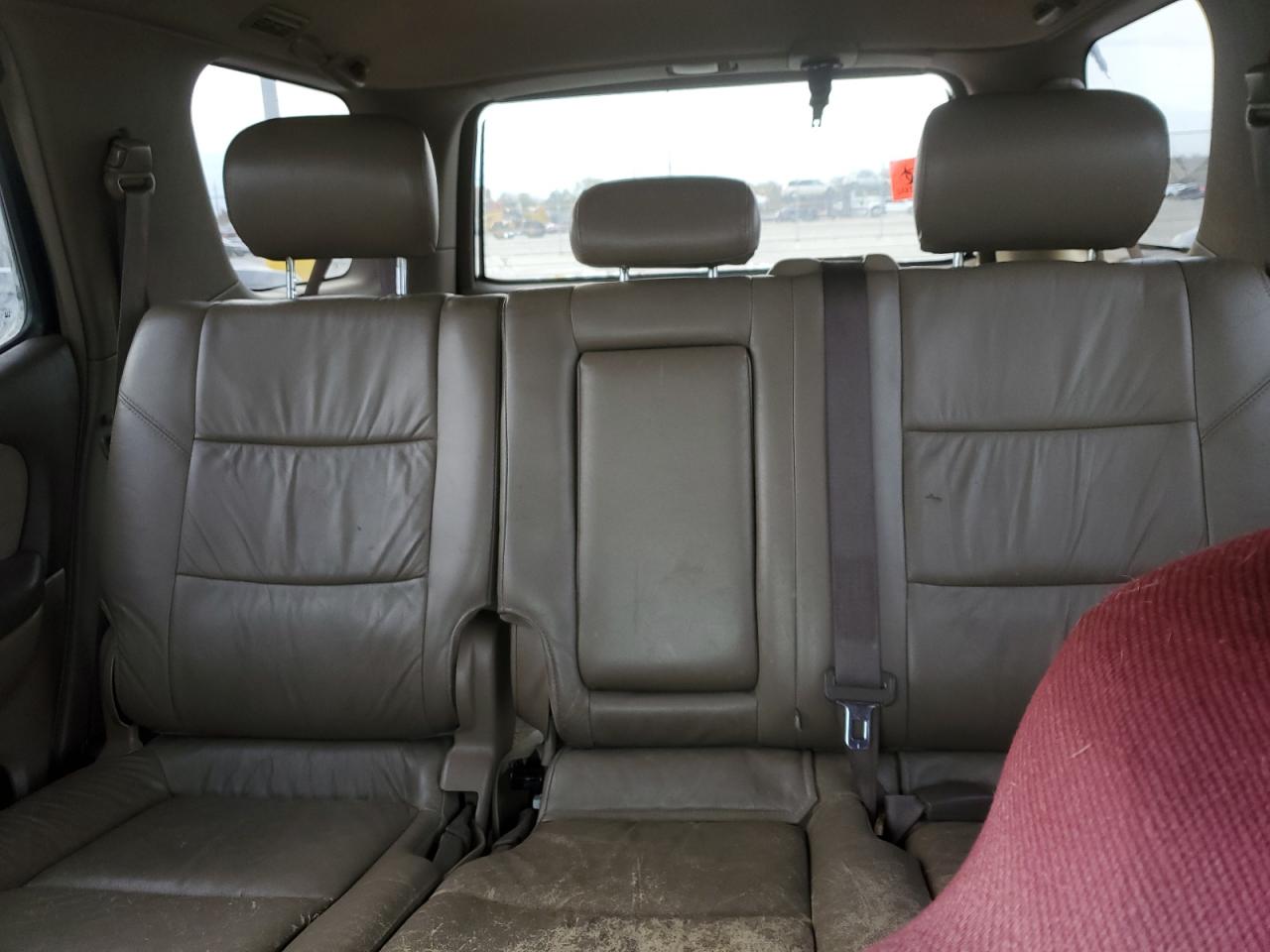 2003 Toyota Sequoia Sr5 VIN: 5TDZT34A73S156752 Lot: 92637085