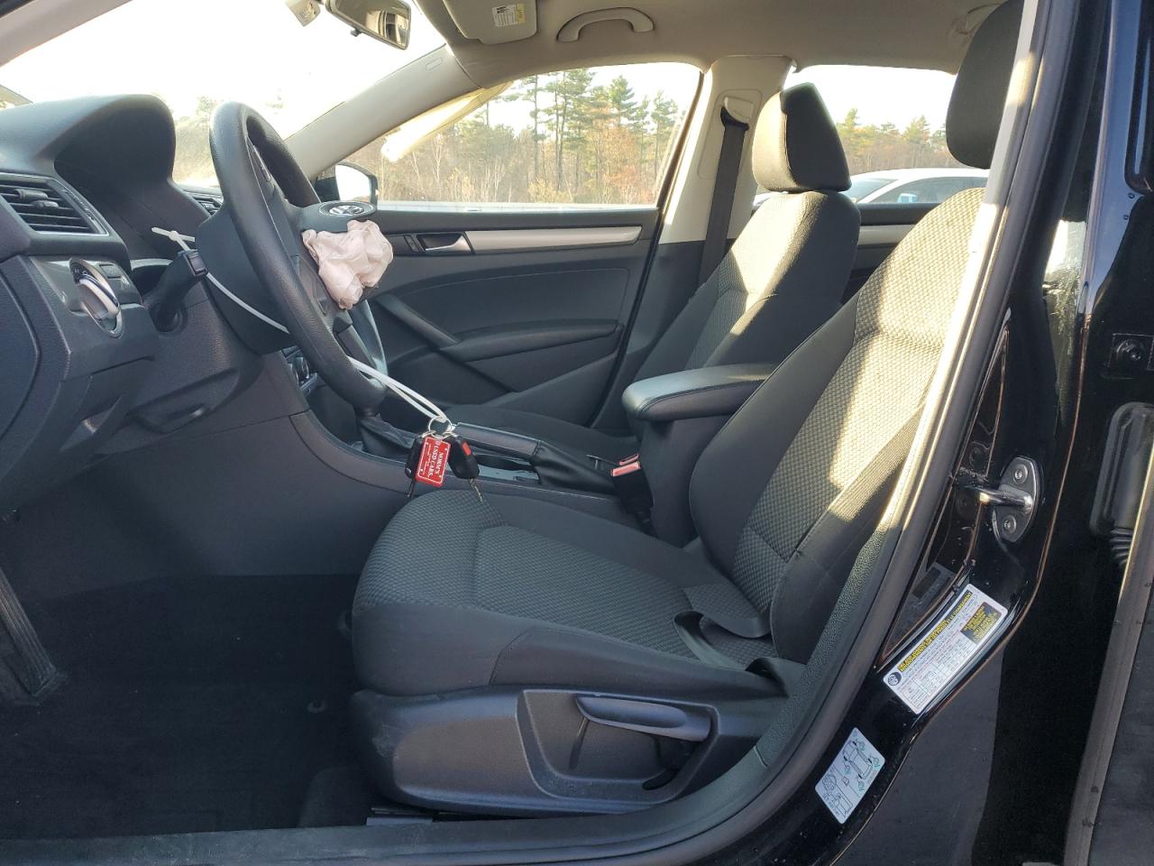 2013 Volkswagen Passat S VIN: 1VWAP7A33DC125156 Lot: 92051045