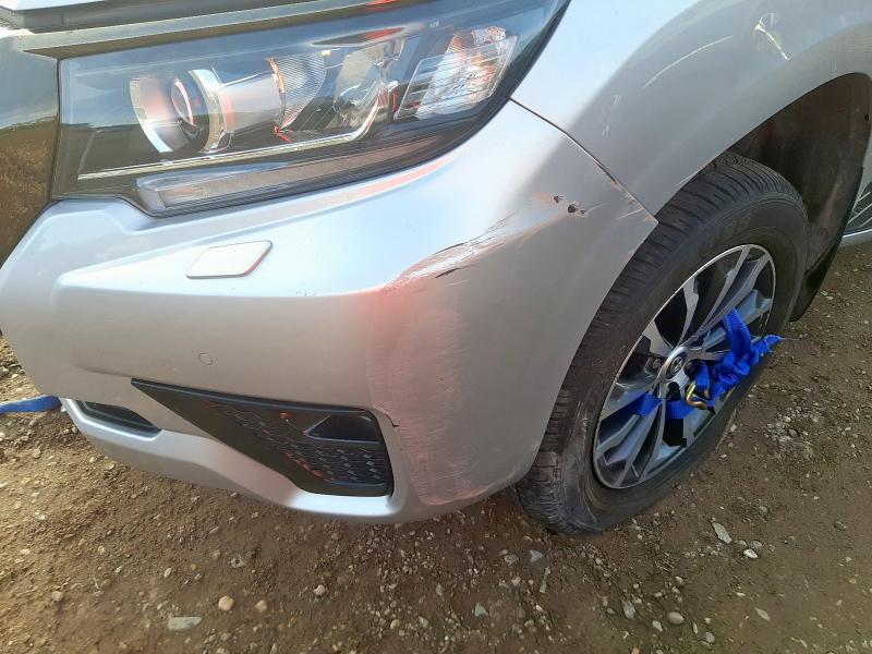 2022 TOYOTA LAND CRUISER 2.8 D-4D 204 INVINCIBLE 5DR AUTO 7 SEATS