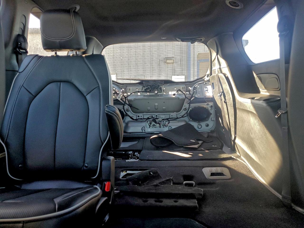 2026 Chrysler Pacifica Limited VIN: 2C4RC1GG9TR179575 Lot: 93970145