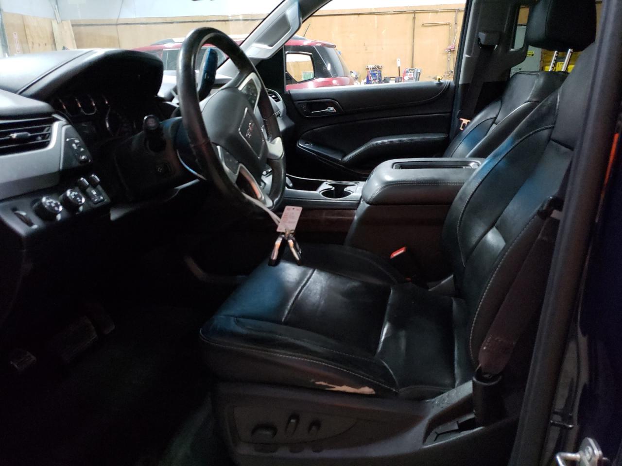 2017 GMC Yukon Xl K1500 Slt VIN: 1GKS2GKC8HR141381 Lot: 90906055