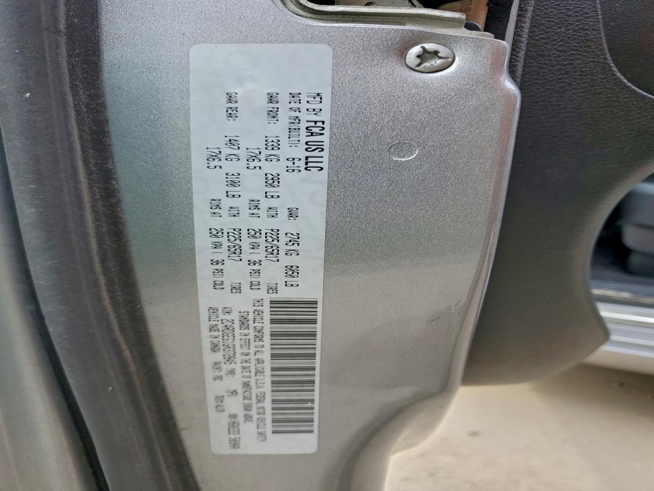 2016 Dodge Grand Caravan R/T VIN: 2C4RDGEG1GR372845 Lot: 93922145