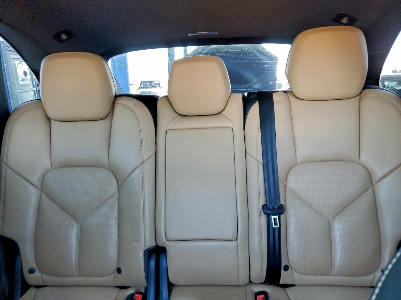 2016 Porsche Cayenne VIN: WP1AA2A25GLA11015 Lot: 94336835