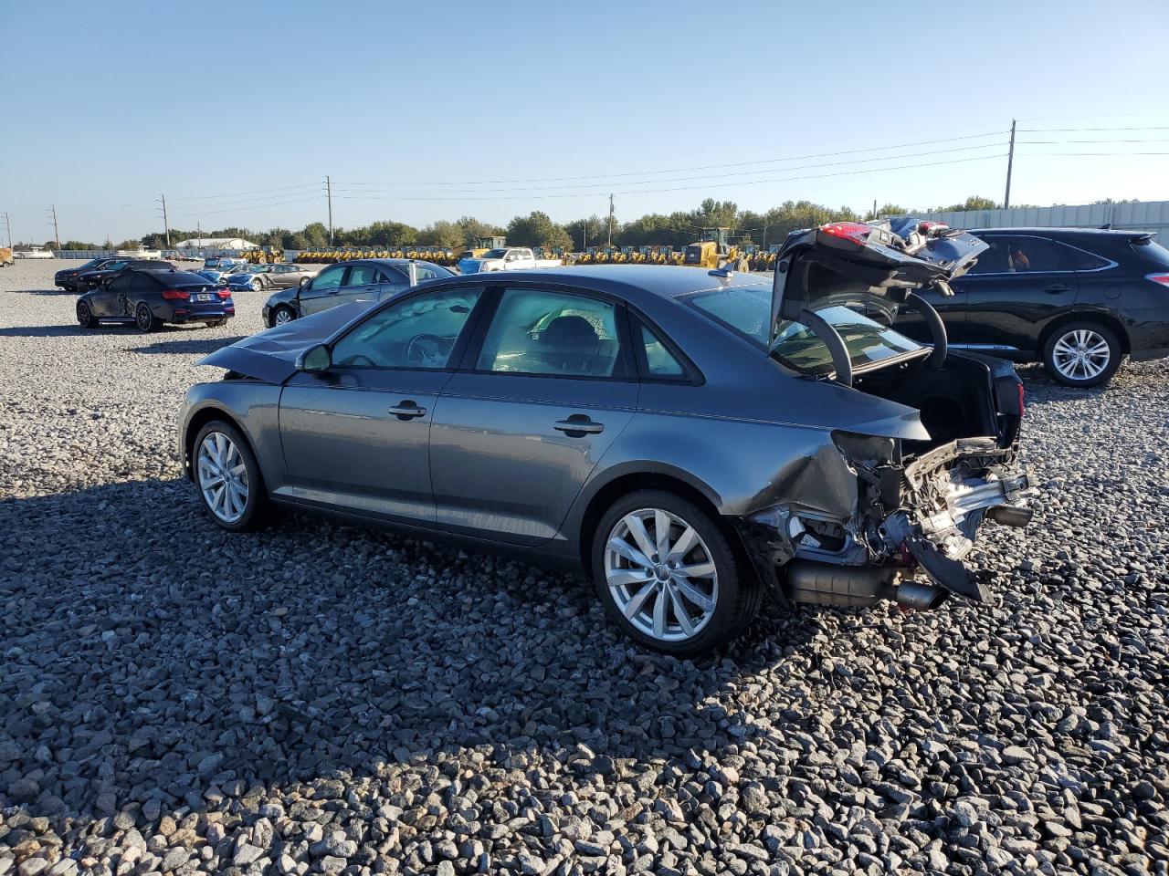 Фото: WAUANAF44HN062065