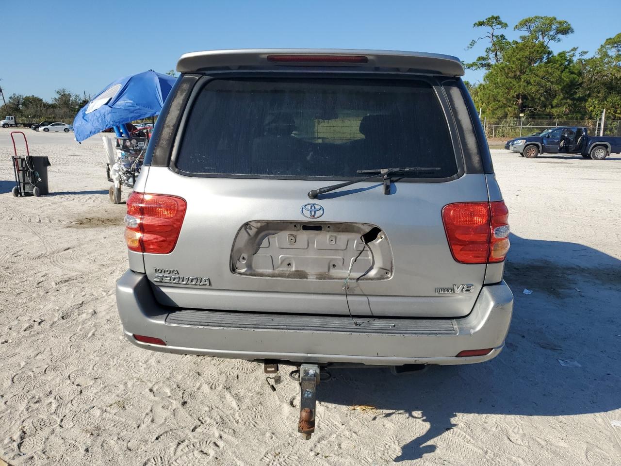 2002 Toyota Sequoia Sr5 VIN: 5TDZT34A82S104979 Lot: 92793865