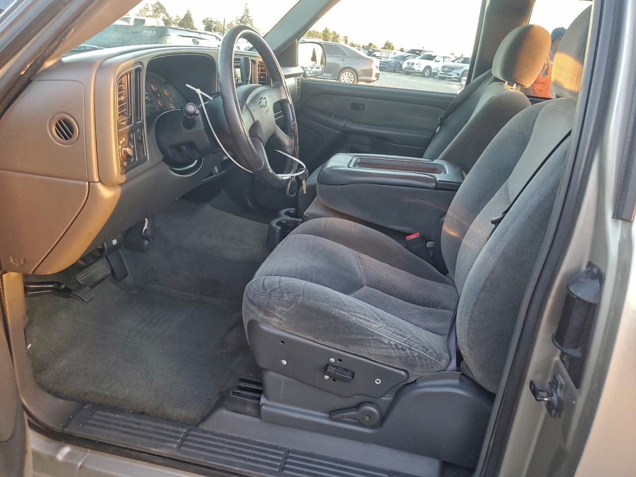 2003 Chevrolet Silverado C1500 VIN: 2GCEC19V631129970 Lot: 94482525