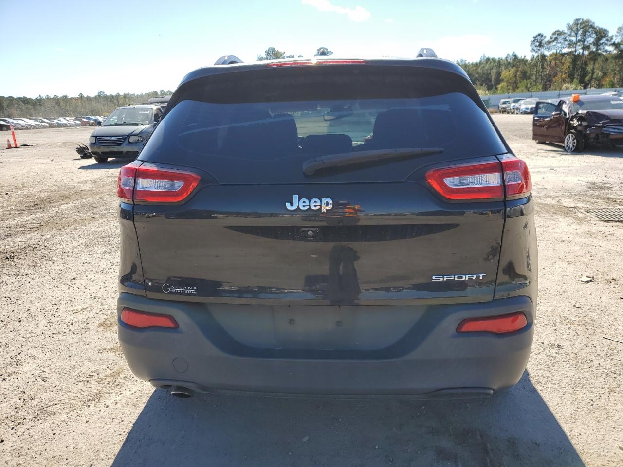 2015 Jeep Cherokee Sport VIN: 1C4PJLAB2FW721021 Lot: 92194895