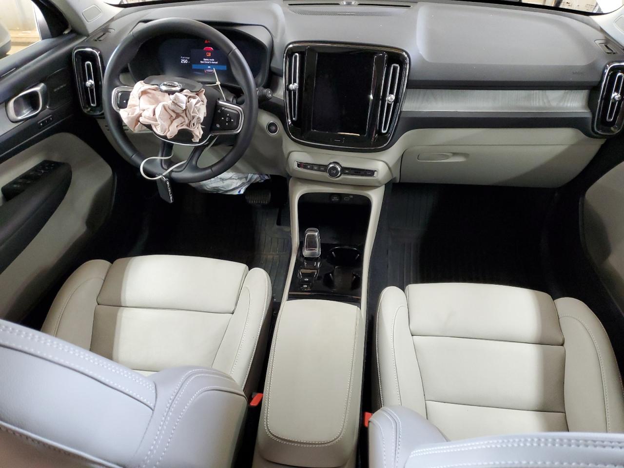 2025 Volvo Xc40 Ultra VIN: YV4L12UF2S2554990 Lot: 92734325