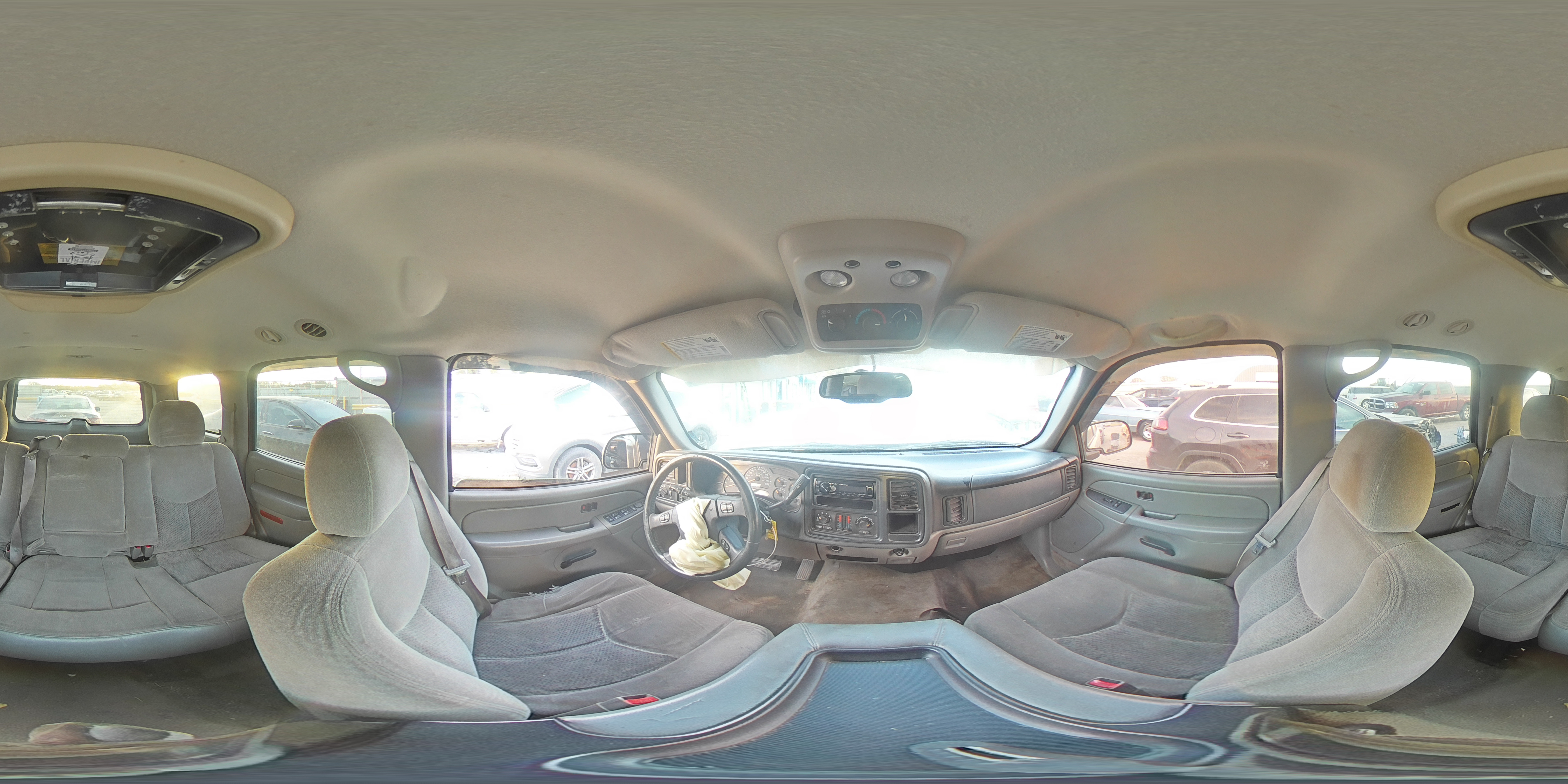 2005 Chevrolet Tahoe C1500 VIN: 1GNEC13T15R111563 Lot: 91367015