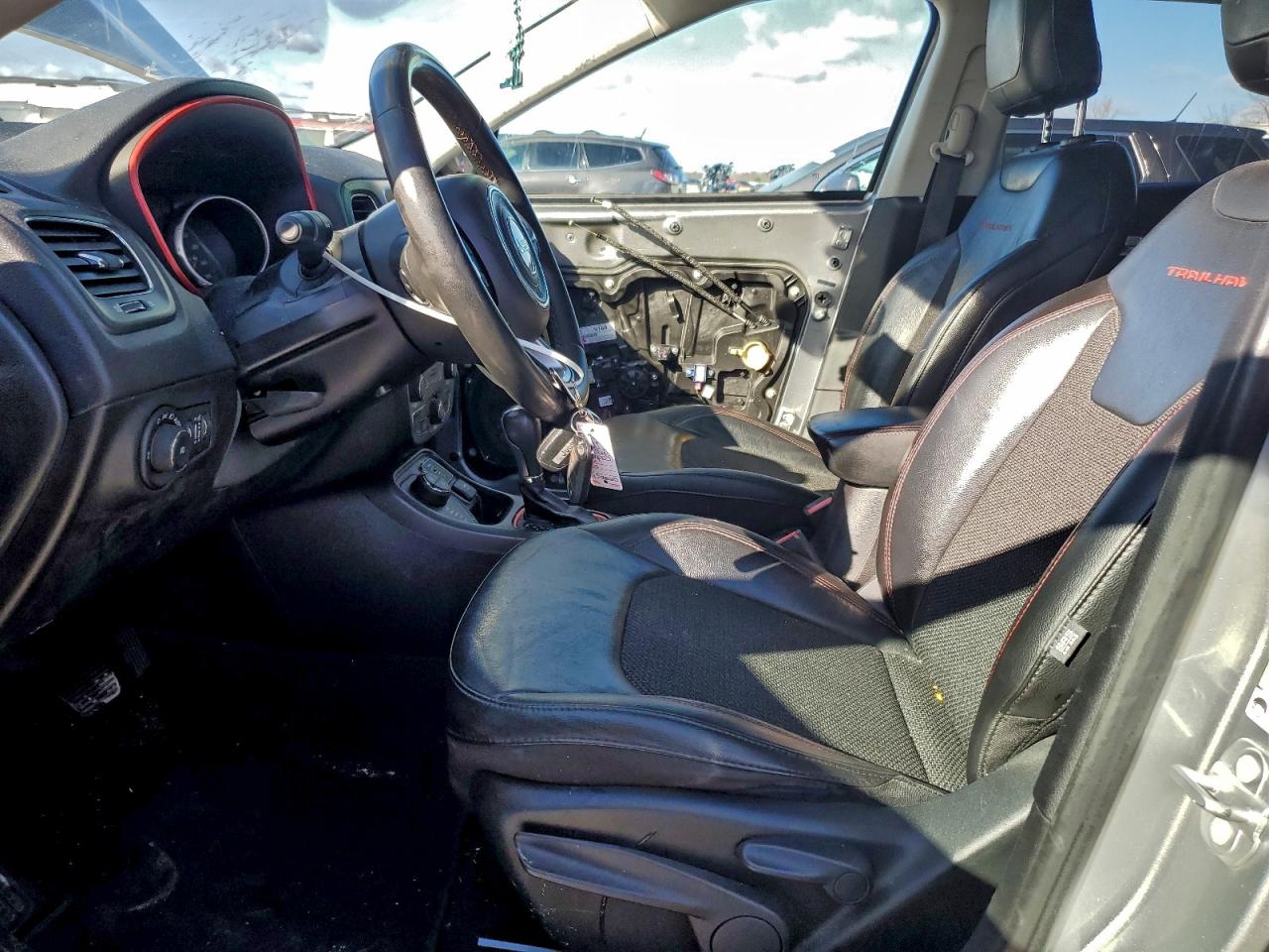 2021 Jeep Compass Trailhawk VIN: 3C4NJDDB4MT588967 Lot: 94039395