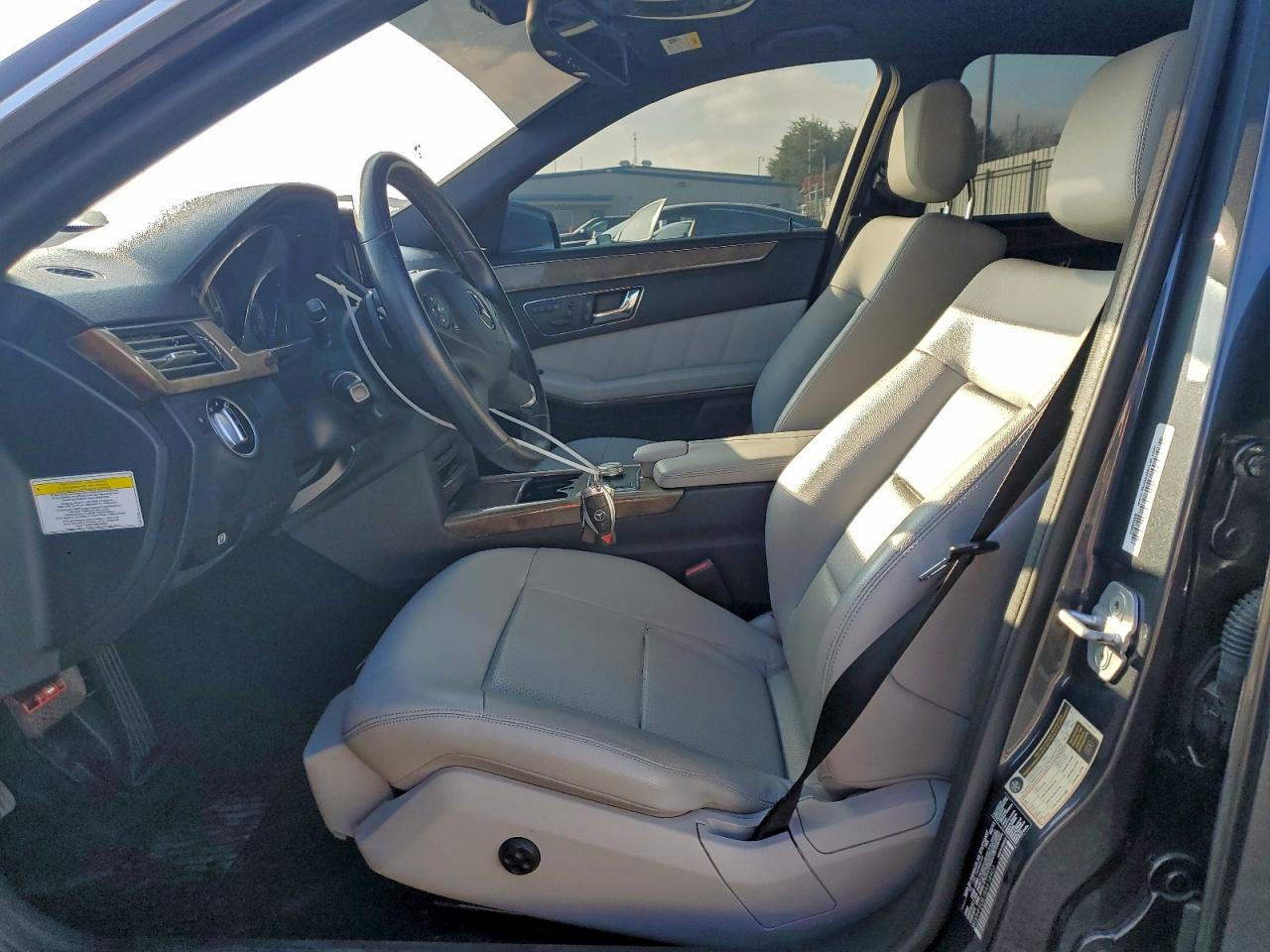 2011 Mercedes-Benz E 350 VIN: WDDHF5GB1BA418902 Lot: 94380535