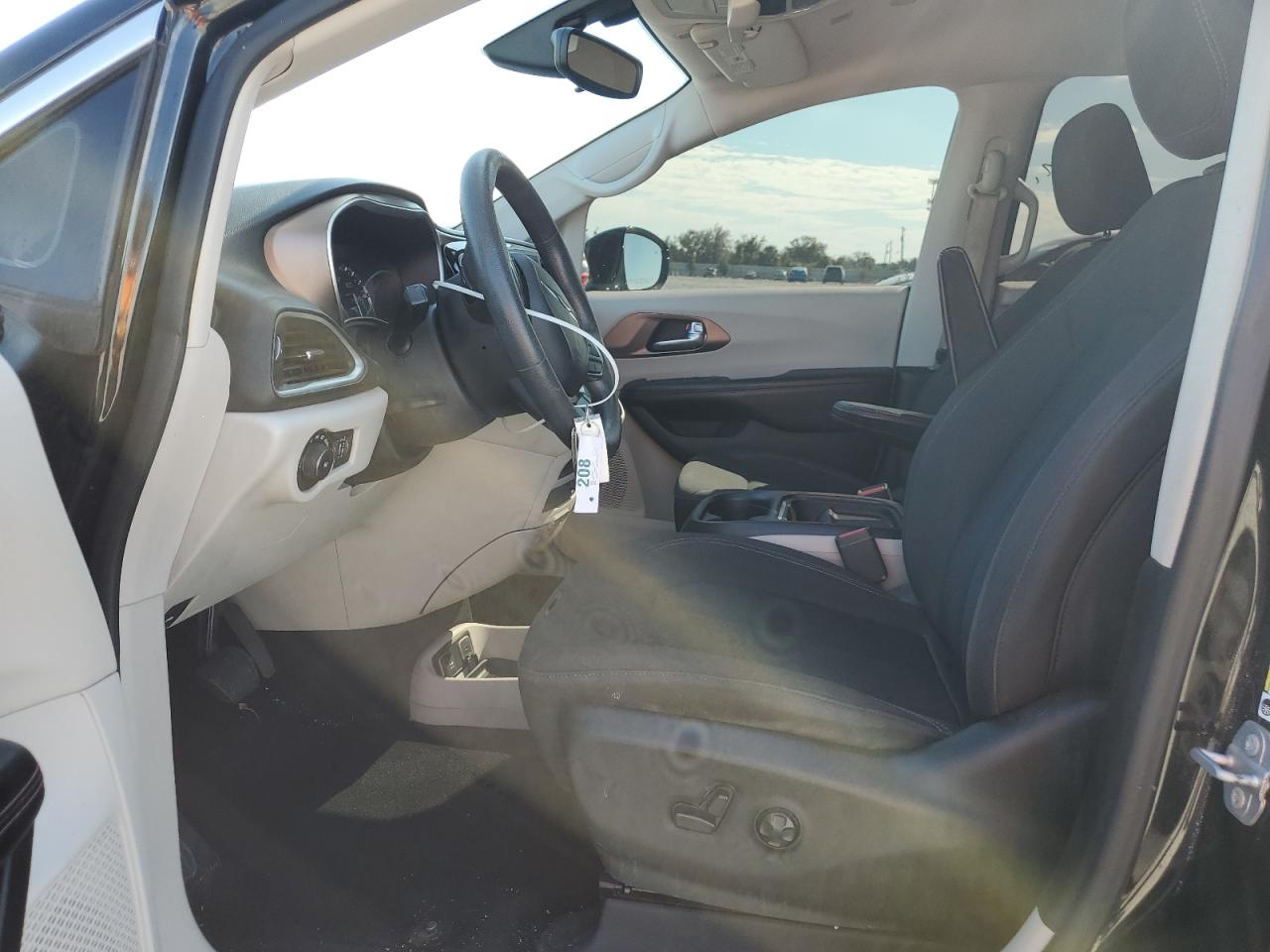 2018 Chrysler Pacifica Touring Plus VIN: 2C4RC1FG9JR174939 Lot: 91151955