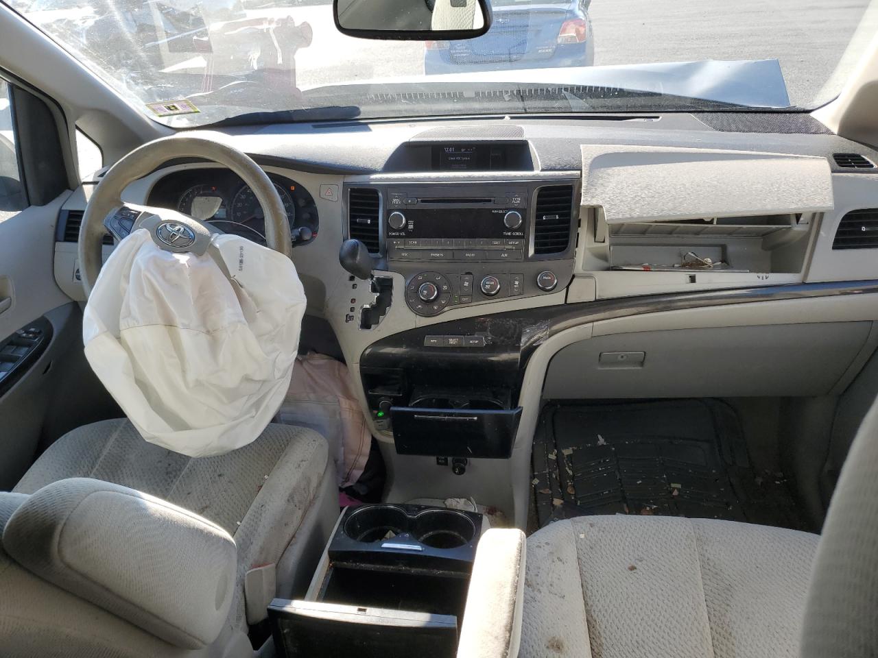 2012 Toyota Sienna Le VIN: 5TDKK3DC4CS242705 Lot: 91405835