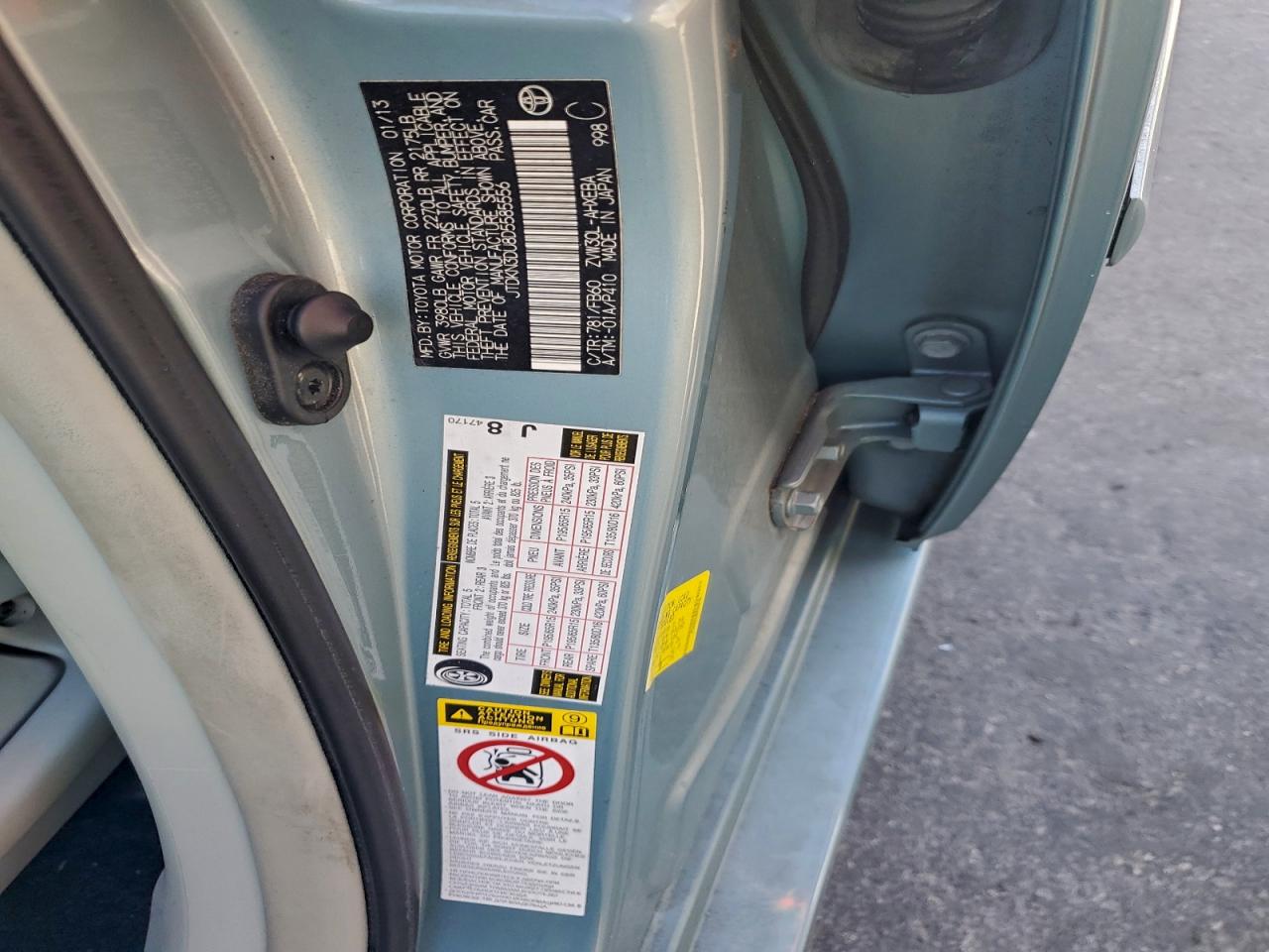 2013 Toyota Prius VIN: JTDKN3DU8D5585556 Lot: 93923985