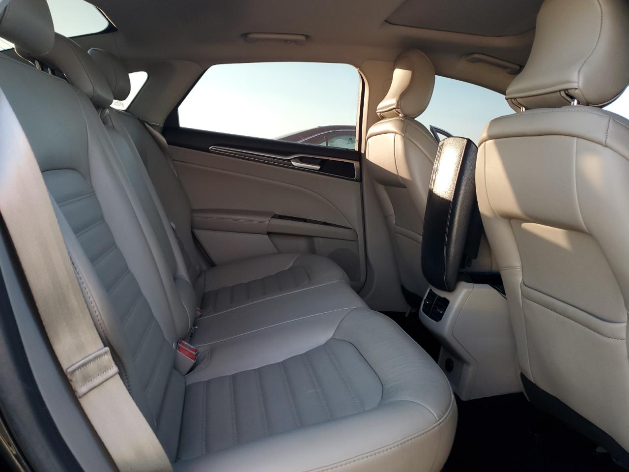 2017 Ford Fusion Se VIN: 3FA6P0H95HR166072 Lot: 92697725