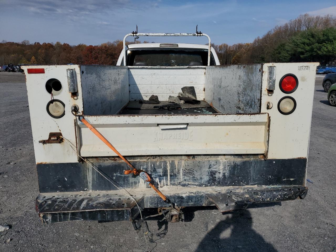 2000 Ram 2500 Utility / Service Truck VIN: 3B6KC26Z1YM228815 Lot: 90369885