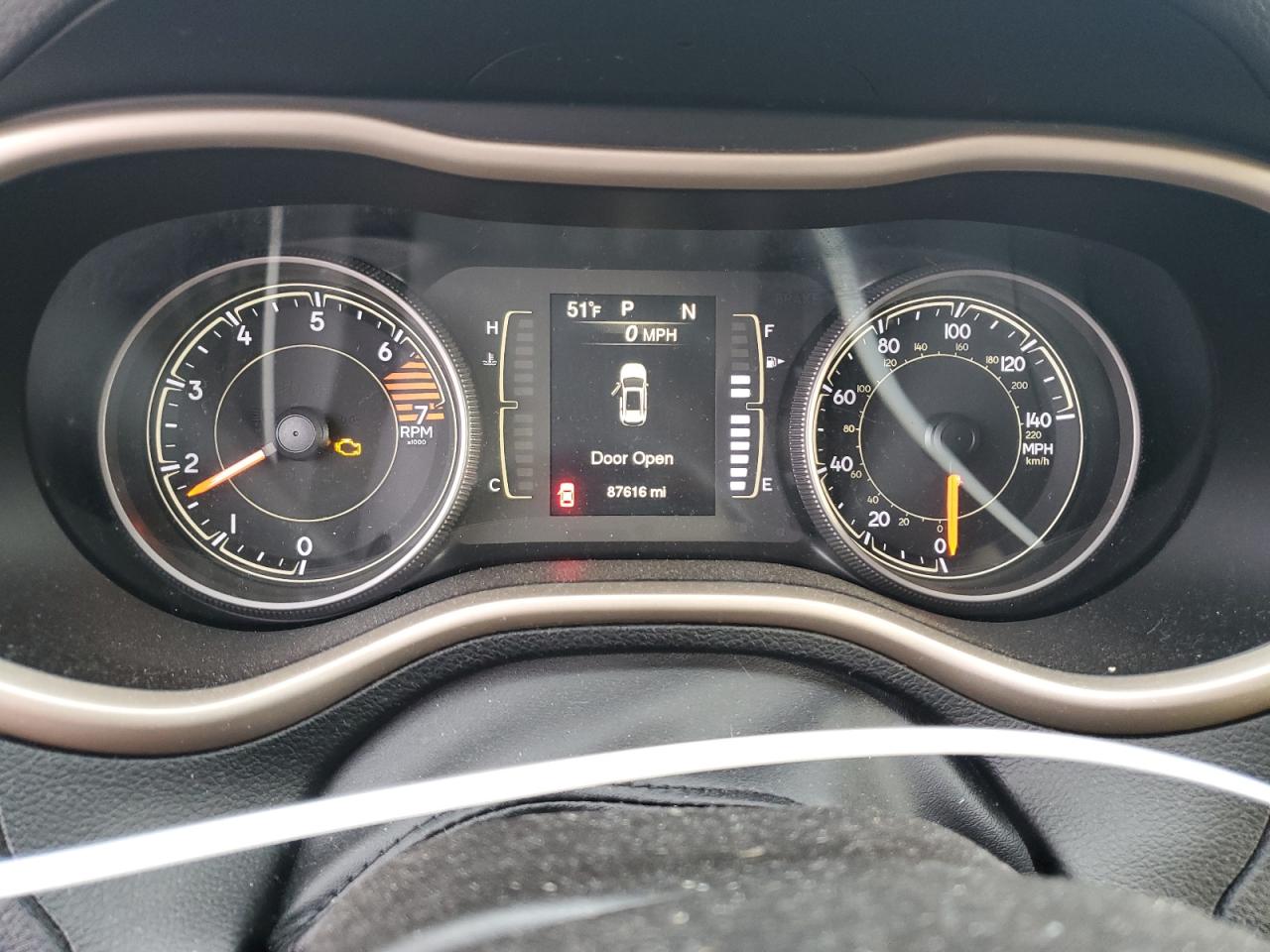 2017 Jeep Cherokee Latitude VIN: 1C4PJLCB3HW549646 Lot: 91312275