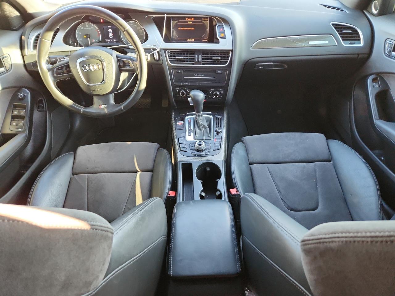 2010 Audi S4 Premium Plus VIN: WAUBGAFL7AA071460 Lot: 92710175