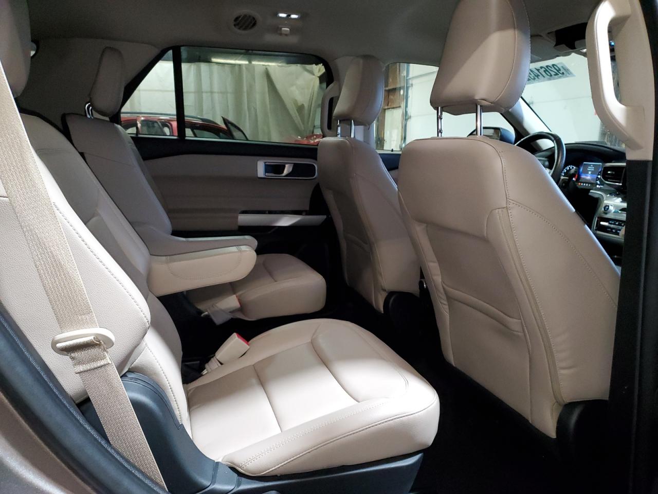 2021 Ford Explorer Xlt VIN: 1FMSK8DH3MGA14209 Lot: 92614525