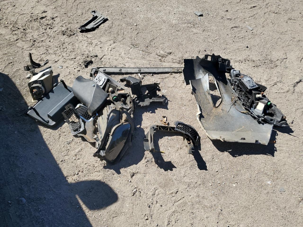 2018 Jeep Cherokee Latitude VIN: 1C4PJLCB3JD560566 Lot: 90240205