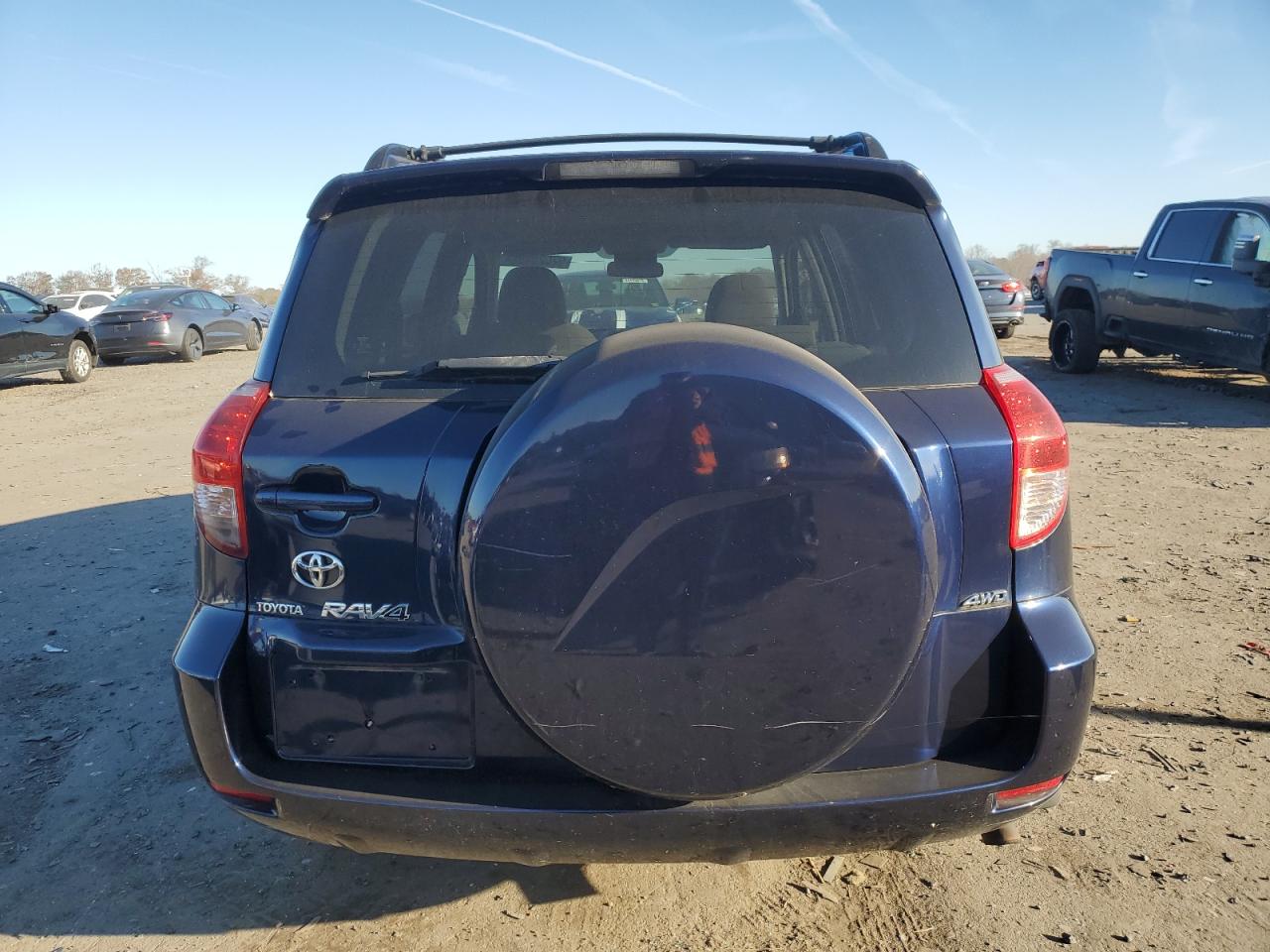 2007 Toyota Rav4 Limited VIN: JTMBD31V575068834 Lot: 92620895