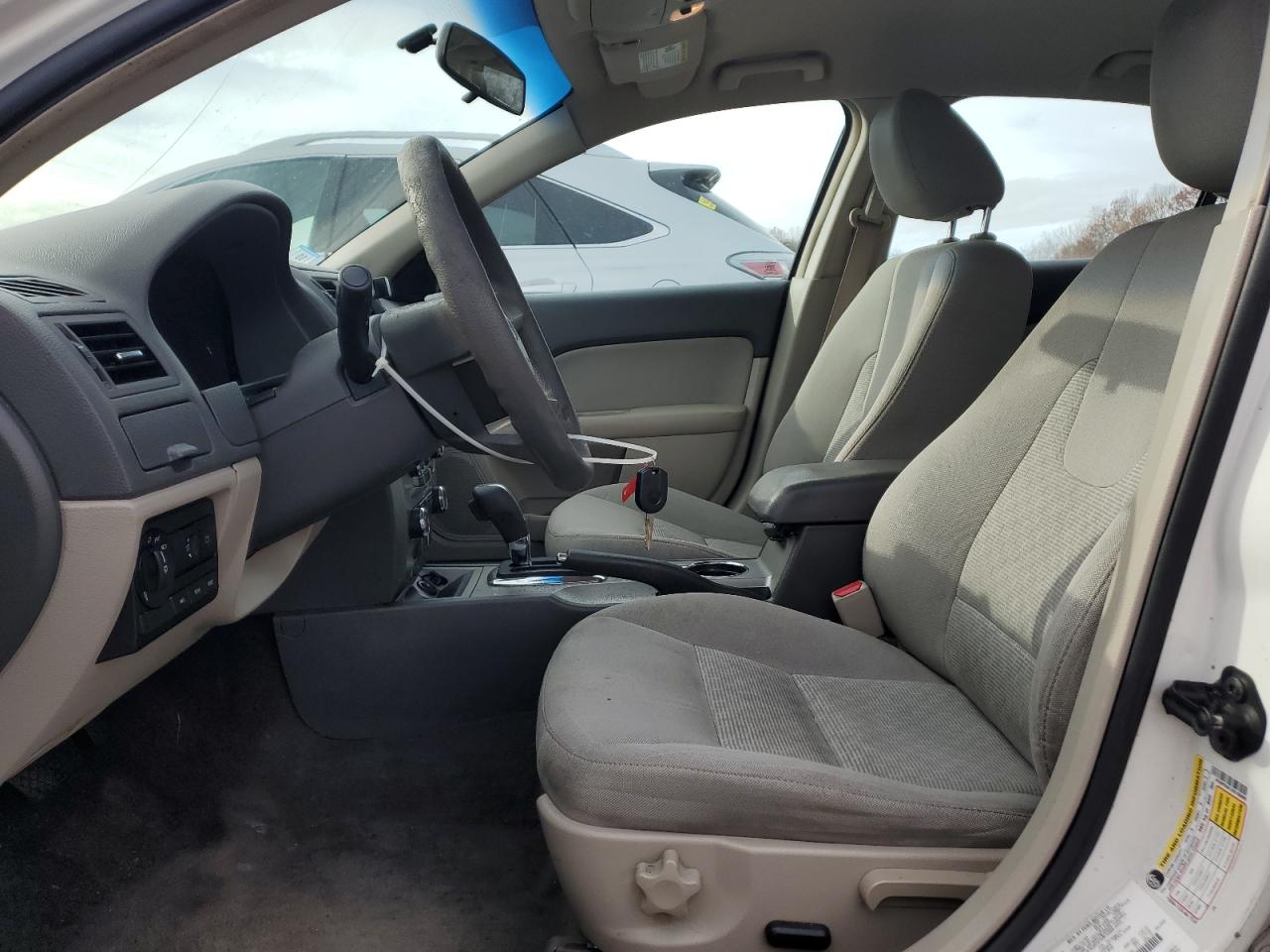 2010 Ford Fusion Se VIN: 3FAHP0HA7AR186896 Lot: 92693955