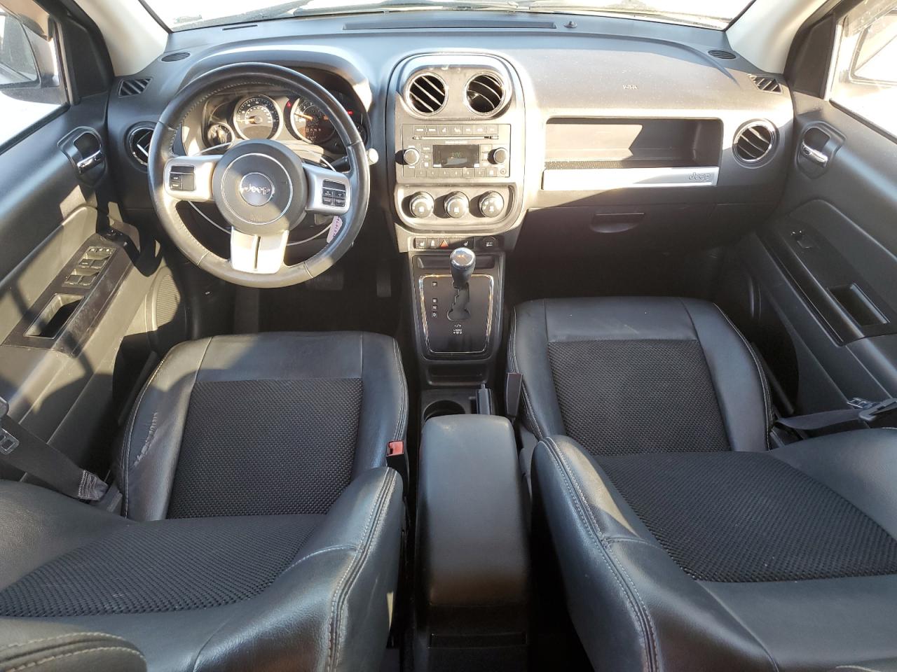 2016 Jeep Compass Sport VIN: 1C4NJCBA1GD783763 Lot: 92575735