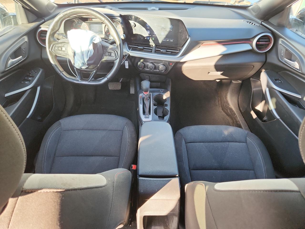 2024 Chevrolet Trax 1Rs VIN: KL77LGE28RC208368 Lot: 92329365