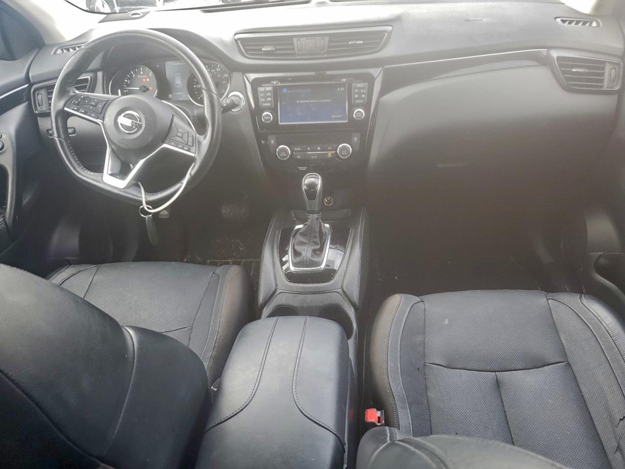 2017 Nissan Rogue Sport S VIN: JN1BJ1CP0HW015839 Lot: 94410435