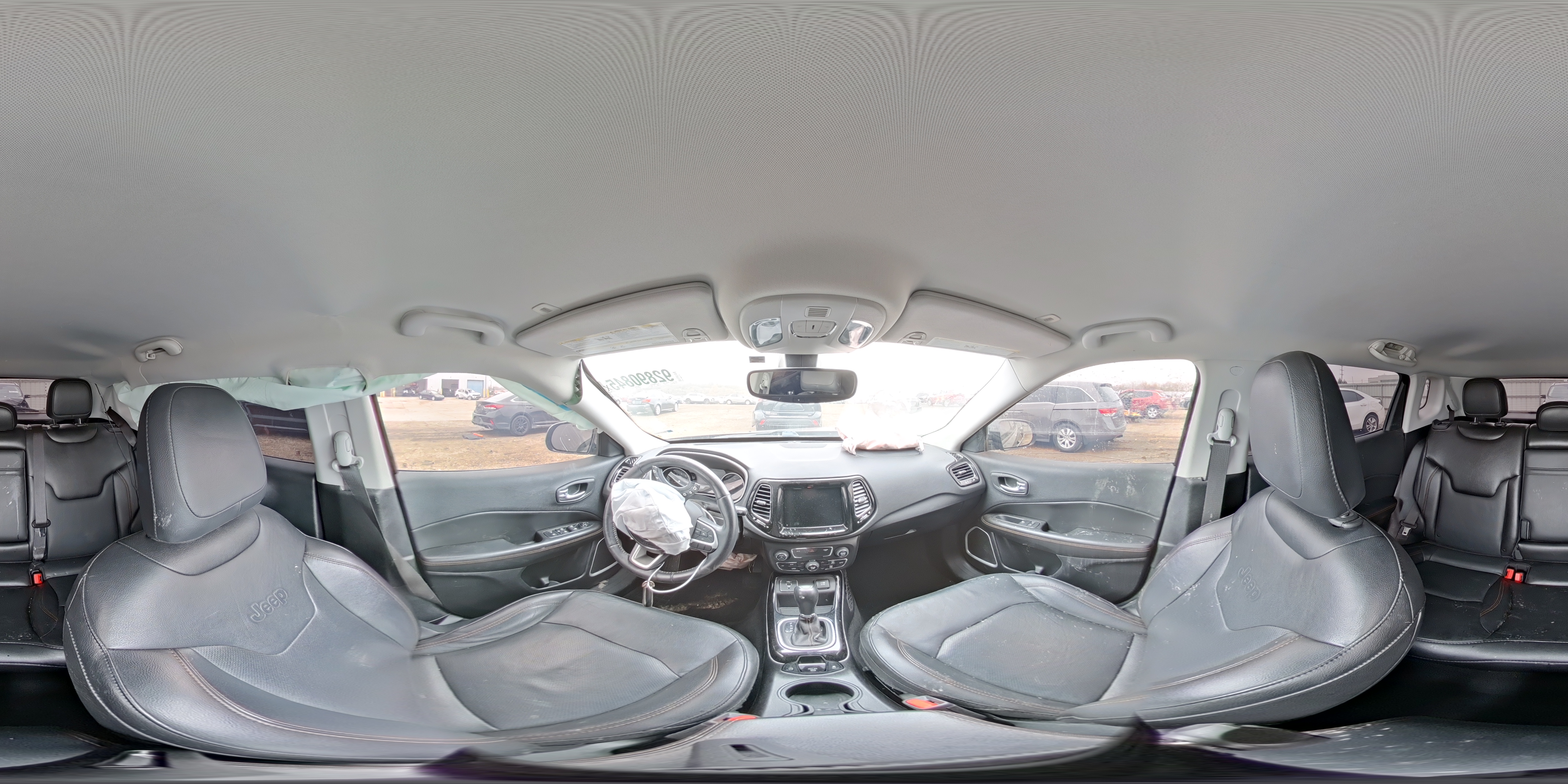 2019 Jeep Compass Limited VIN: 3C4NJCCB9KT675577 Lot: 92890845