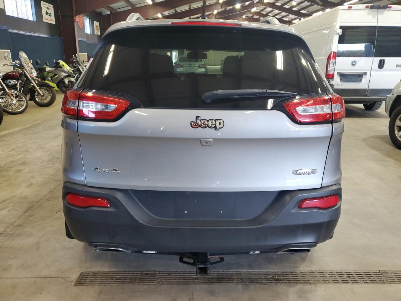 2015 Jeep Cherokee Latitude VIN: 1C4PJMCS9FW513625 Lot: 93493775