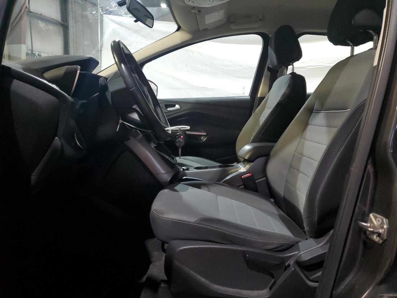 2015 Ford C-Max Se VIN: 1FADP5AU2FL105745 Lot: 92535385