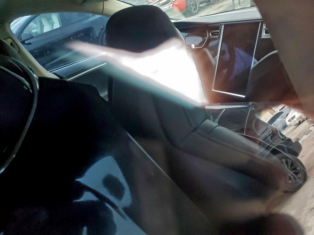 2014 Tesla Model S VIN: 5YJSA1H14EFP45013 Lot: 93780025