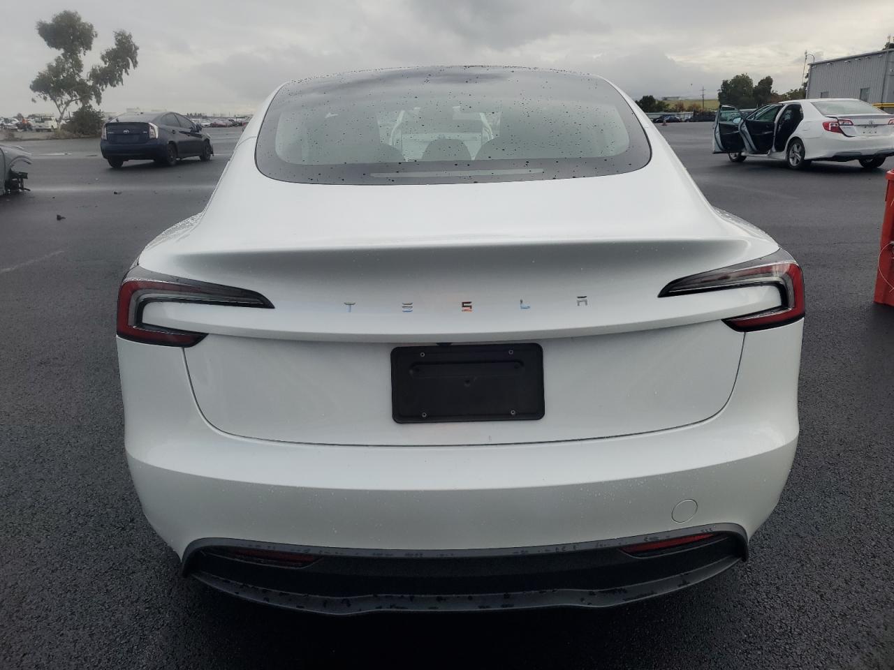 2024 Tesla Model 3 VIN: 5YJ3E1EA5RF784860 Lot: 92264905