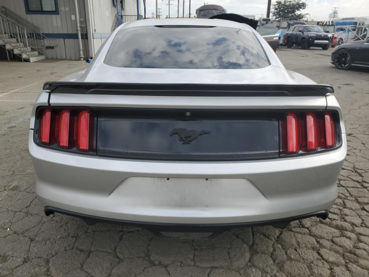 2015 Ford Mustang VIN: 1FA6P8AM6F5370599 Lot: 92483675