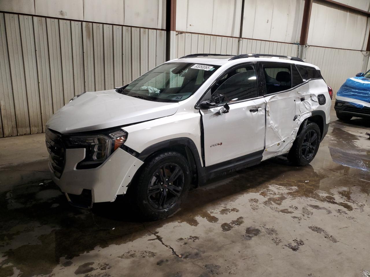 2022 GMC Terrain At4