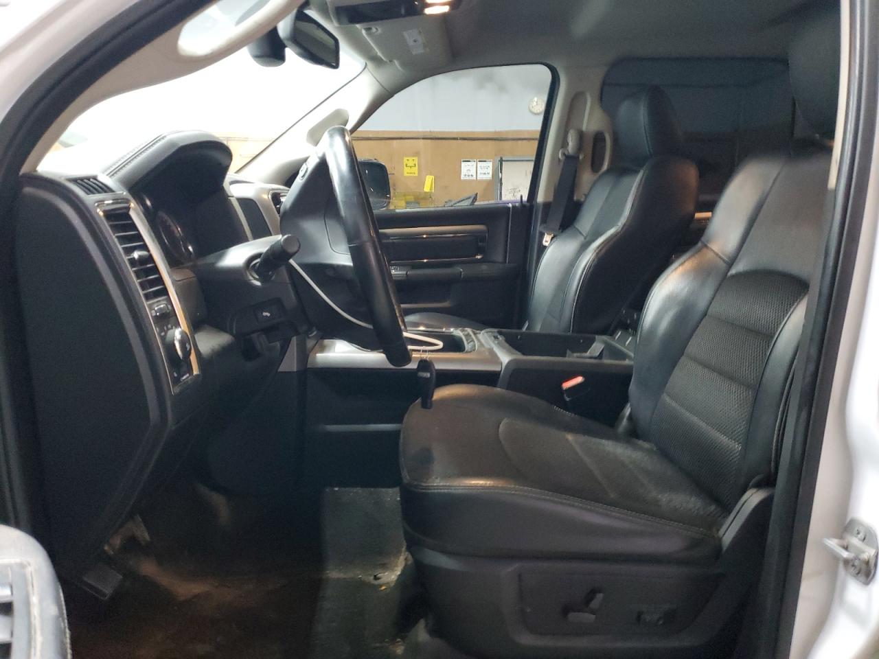 2015 Ram 1500 Sport VIN: 1C6RR7MT4FS777246 Lot: 92667725